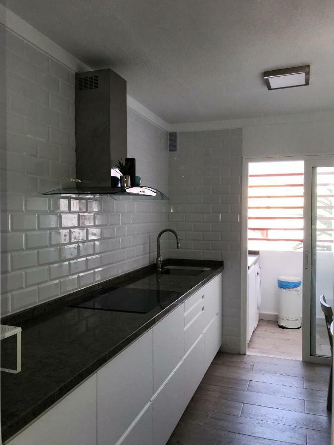 Sweethomeadeje Apartment Адехе Екстериор снимка