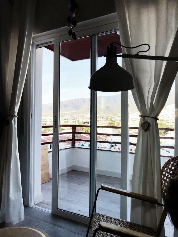 Sweethomeadeje Apartment Адехе Екстериор снимка