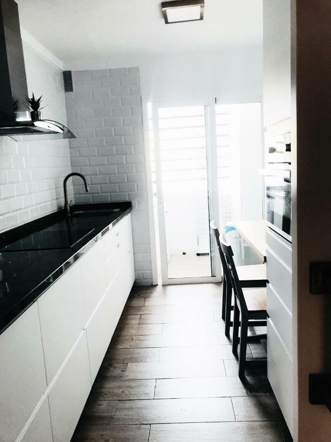 Sweethomeadeje Apartment Адехе Екстериор снимка